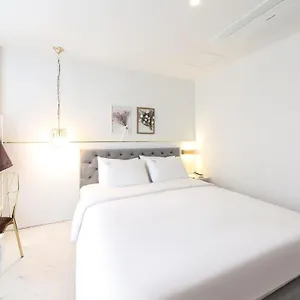 Brown-dot Songdo 2* Busan